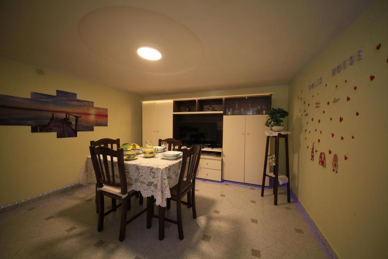 Appartamento Dolls House Minori Esterno foto
