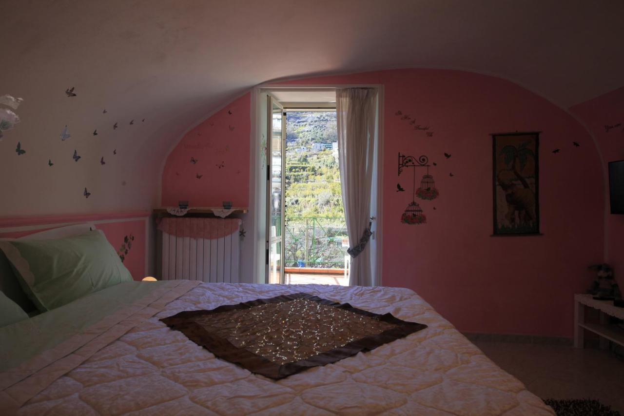 Appartamento Dolls House Minori Esterno foto